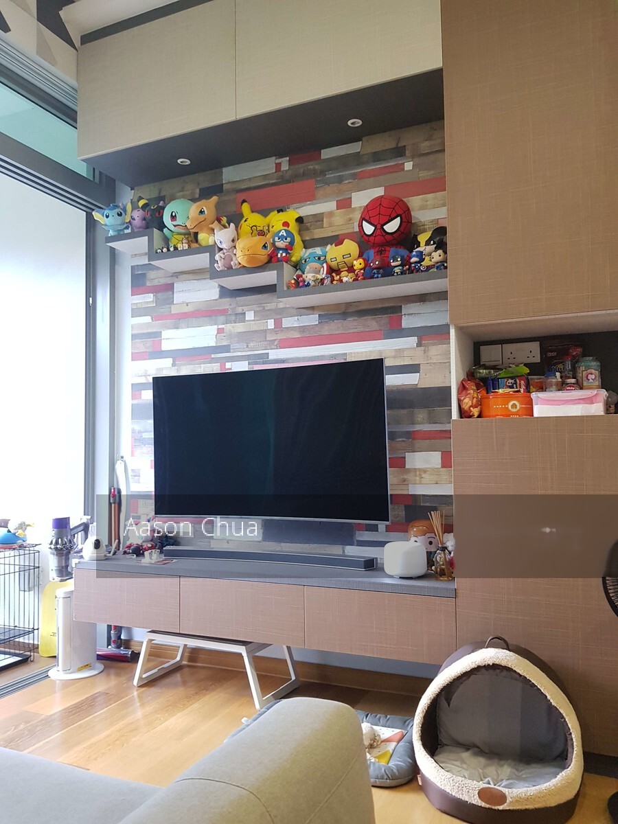 Kingsford . Hillview Peak thumbnail photo